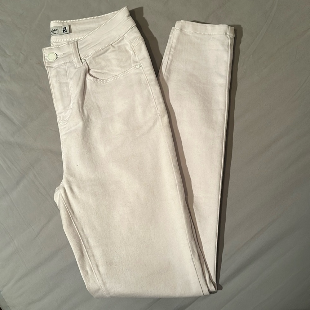 Blue Age Denim Collection White Jeans Size 5.